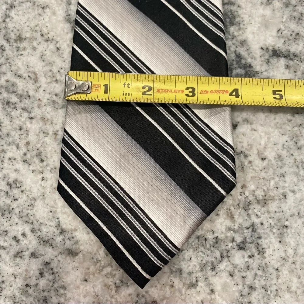 Set of 3 Black & Blue Patterned Dress Ties Van Heusen / Puritan / Pierre Cardin